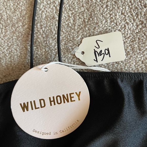 Black Body Con Mini Dress - Picture 3 of 3